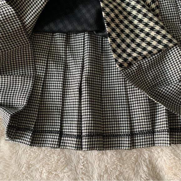 Zara Houndstooth Pleated Check Mini Skirt sz Small - Picture 6 of 11